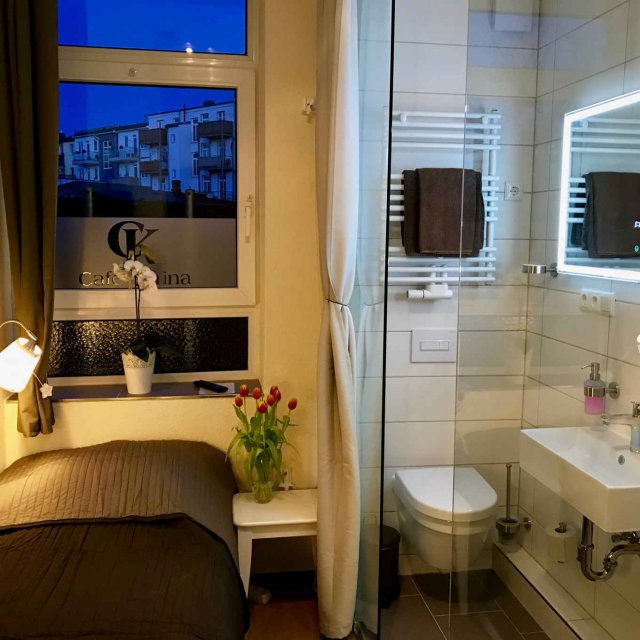Compact Single Room